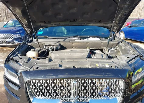 2020 Lincoln Nautilus Reserve z USA, uszkodzony, nr VIN 2LMPJ8KP5LBL16355